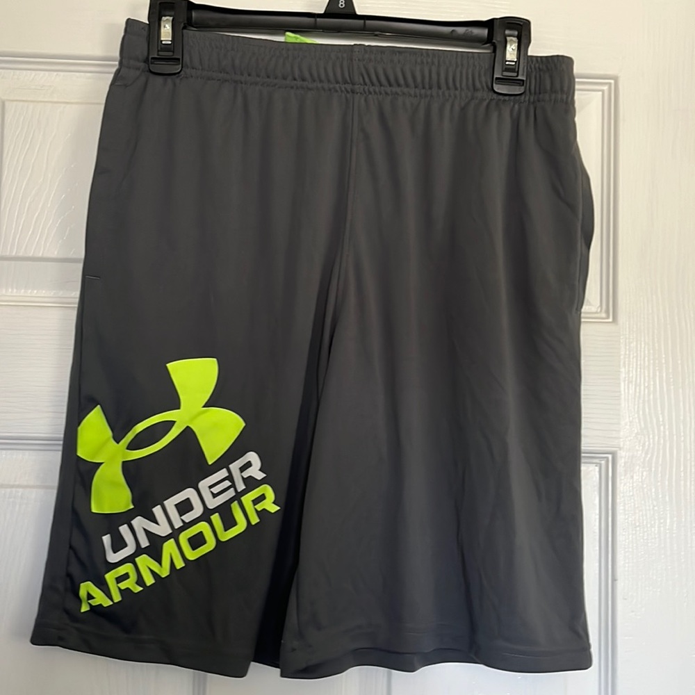 Boys Under Armour shorts